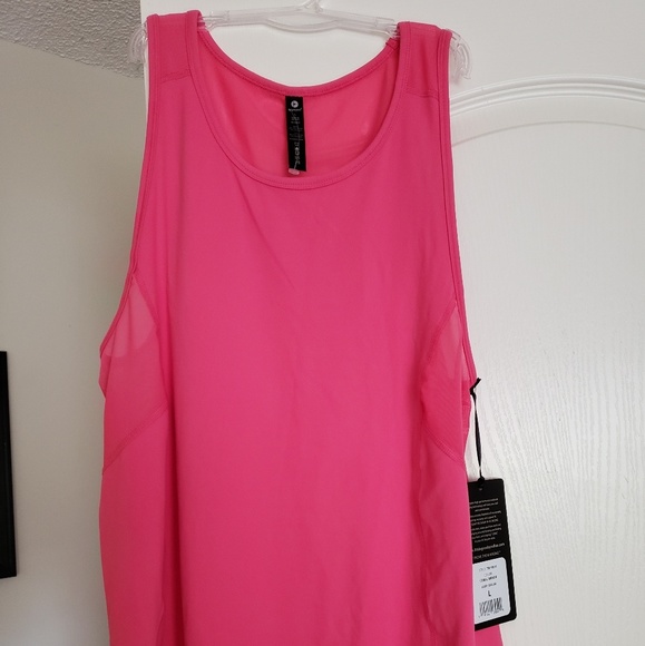 90 Degree By Reflex Tops - BRAND NEW 90 DEGREE TANK TOP SIZE L